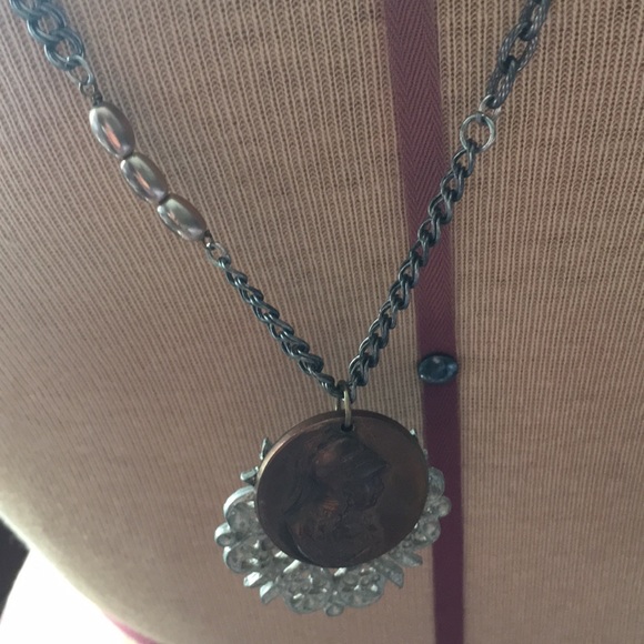 Necklace - Picture 3 of 3